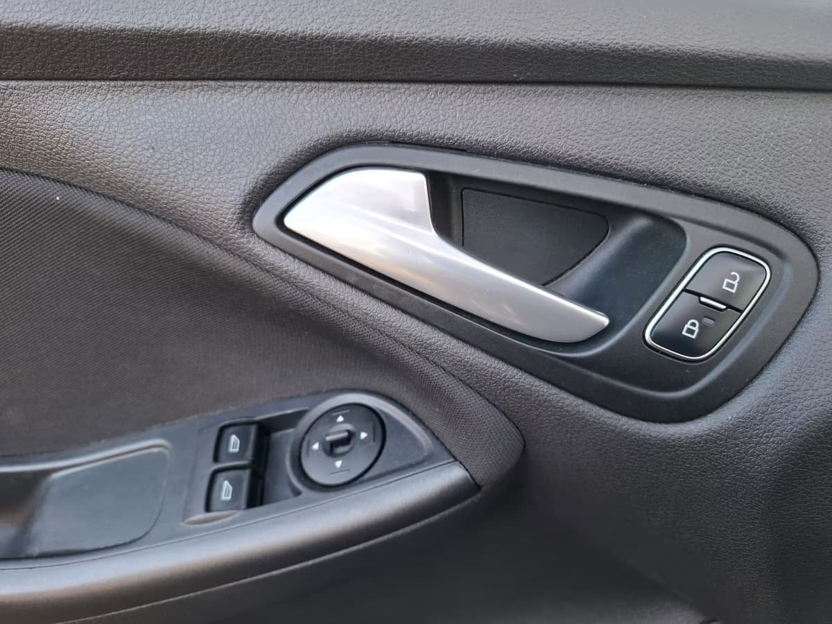 Ford Focus 1.0 EcoBoost 2017 - View 10