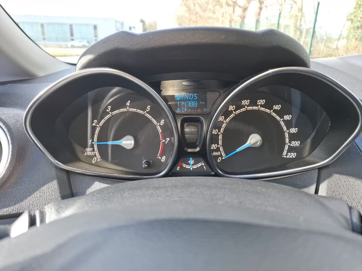 Ford Fiesta 1.0 EcoBoost Automatic 2015 - €7,800 | AutoNova