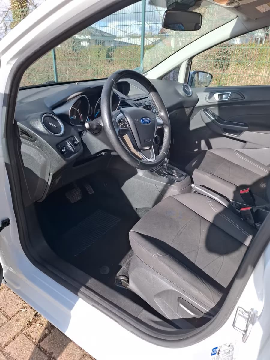 Ford Fiesta 1.0 EcoBoost Automatic 2015 - View 2