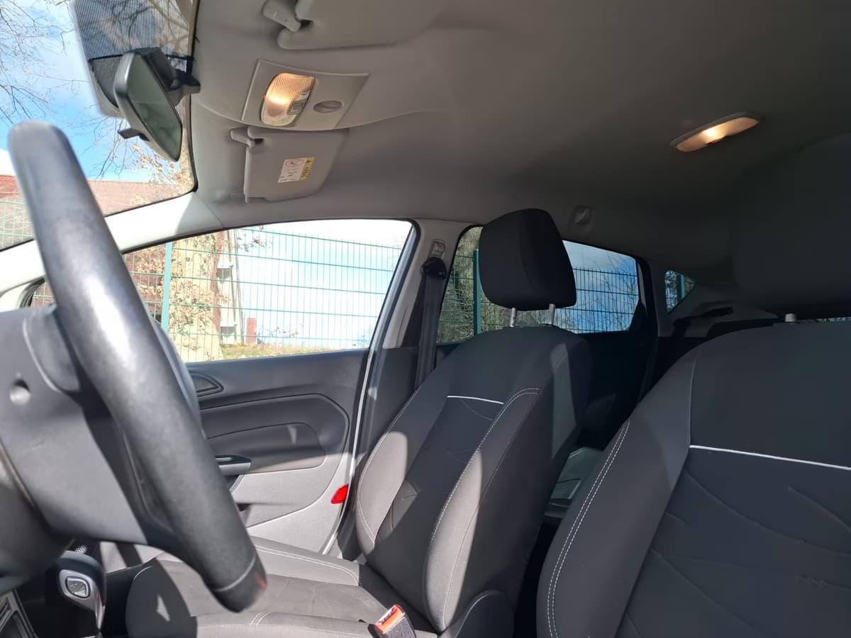 Ford Fiesta 1.0 EcoBoost Automatic 2015 - View 6