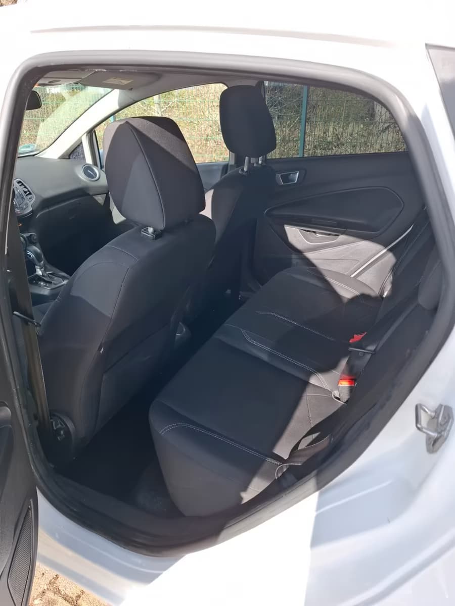 Ford Fiesta 1.0 EcoBoost Automatic 2015 - View 9